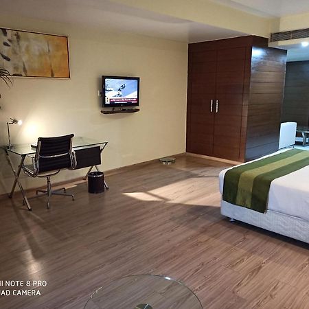 Hotel Patliputra Exotica Patna  Extérieur photo