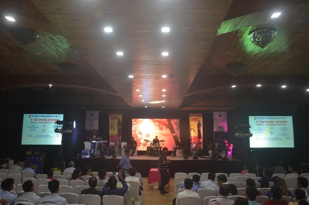 Hotel Patliputra Exotica Patna  Extérieur photo