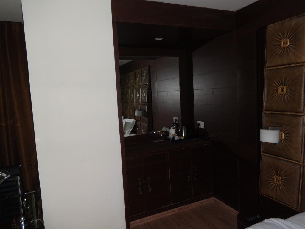 Hotel Patliputra Exotica Patna  Extérieur photo