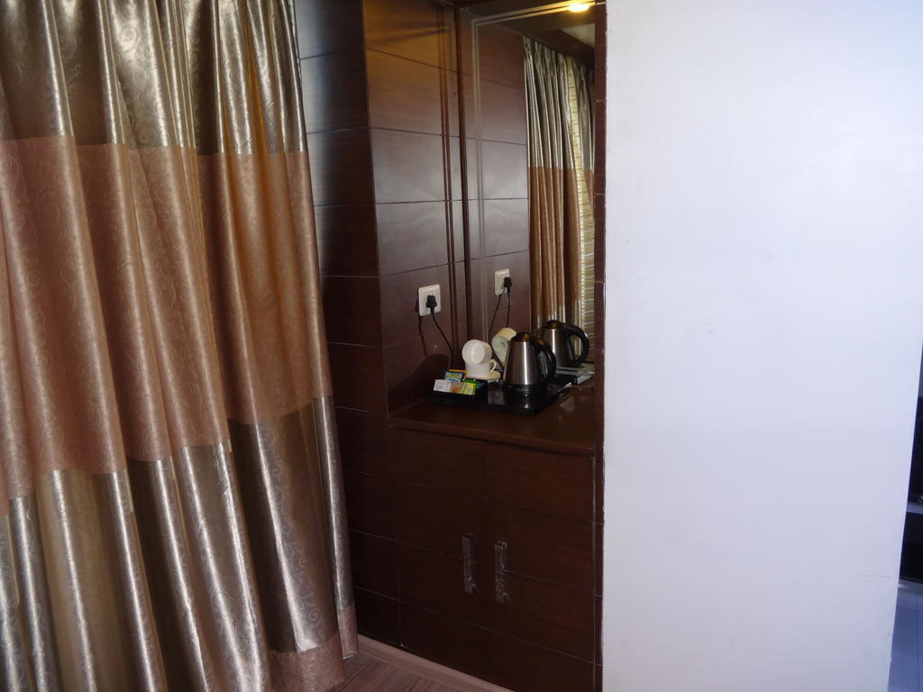 Hotel Patliputra Exotica Patna  Extérieur photo