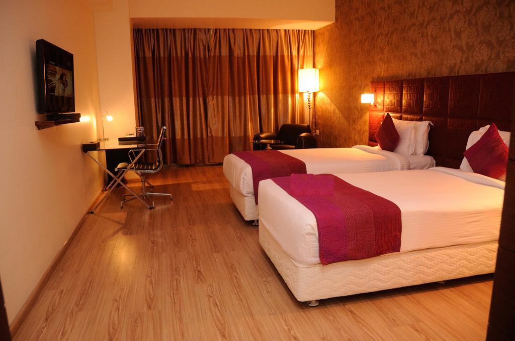 Hotel Patliputra Exotica Patna  Extérieur photo